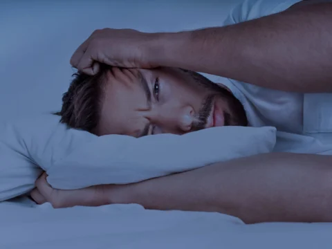 Egy egyszerű módszer az álmatlanság és a szorongás leküzdésére