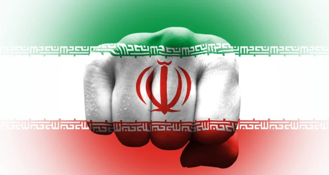 Irán taktikát vált