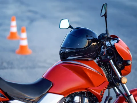 Mit kell ellenőrizni a motoron tél után?