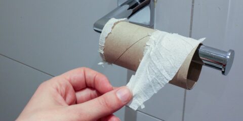 Egy orvos figyelmeztetett a vizeletben látható veszélyes betegségek jeleire Egy orvos figyelmeztetett a vizeletben látható veszélyes betegségek jeleire