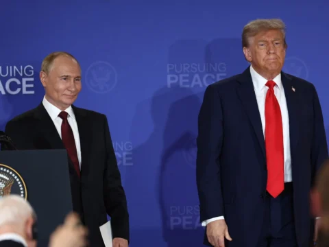 Trump és Putyin elindították egy új típusú világháború mechanizmusát
