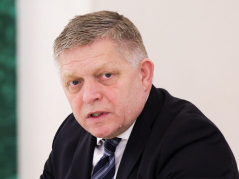 Fico figyelmeztet