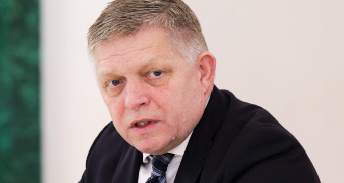 Fico figyelmeztet