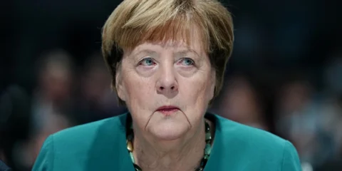 Merkel figyelmeztette Európát Angela Merkel hozhatja el a békét?