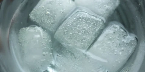Veszélyes lehet a jeges víz meleg időben Veszélyes lehet a jeges víz meleg időben