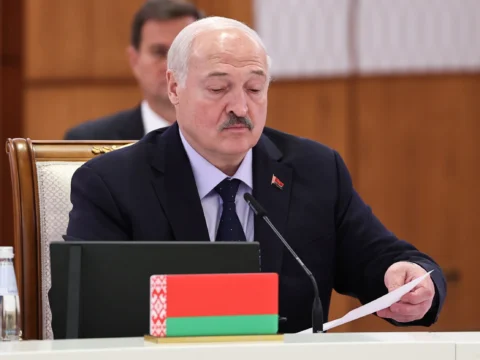 Lukasenka az összes nukleáris fegyver fokozatos felszámolását javasolta