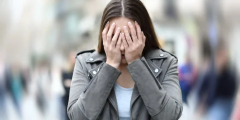 Szédülési tünetek, amelyek azonnali beavatkozást igényelnek Szédülési tünetek, amelyek azonnali beavatkozást igényelnek