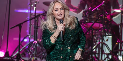 75 éves korában elhunyt Bonnie Tyler 75 éves korában elhunyt Bonnie Tyler