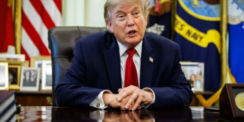 Trump elmagyarázta, miért adott egyhetes szünetet Iránnak Trump magyarázatot adott nagy mértékű gazdagodására