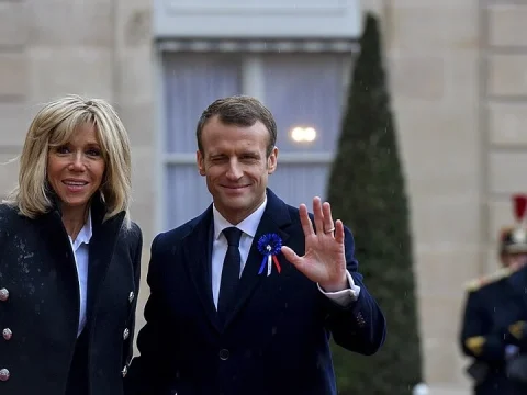 Macront Marie Antoinette-hez hasonlították Macron eltűnt?