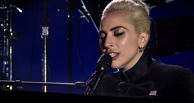 Különleges jelentéssel bíró nevet kapott Lady Gaga kislánya