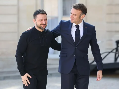 Macron ígéretet tett Zelenszkijnek